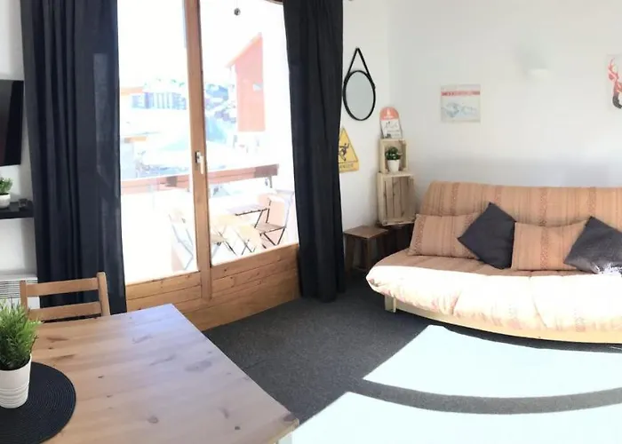Bright Studio With Balcony